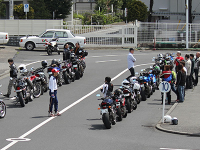 運転講習は定期的に